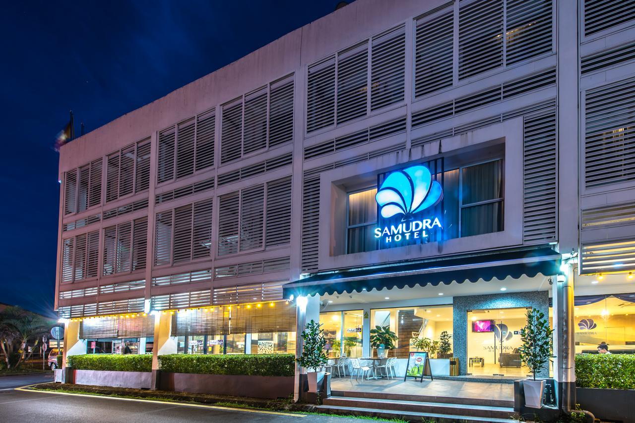 Samudra Hotel Kuching Exterior photo